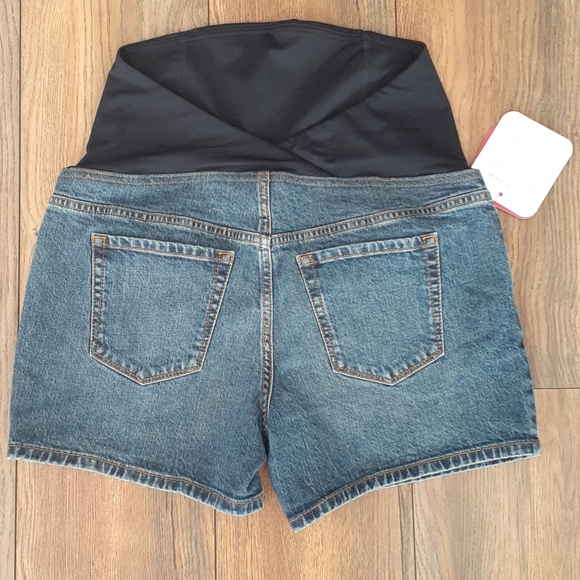 Size 4 NWT Maternity Midi Shorts Medium Blue Denim Crossover Panel - Picture 2 of 12
